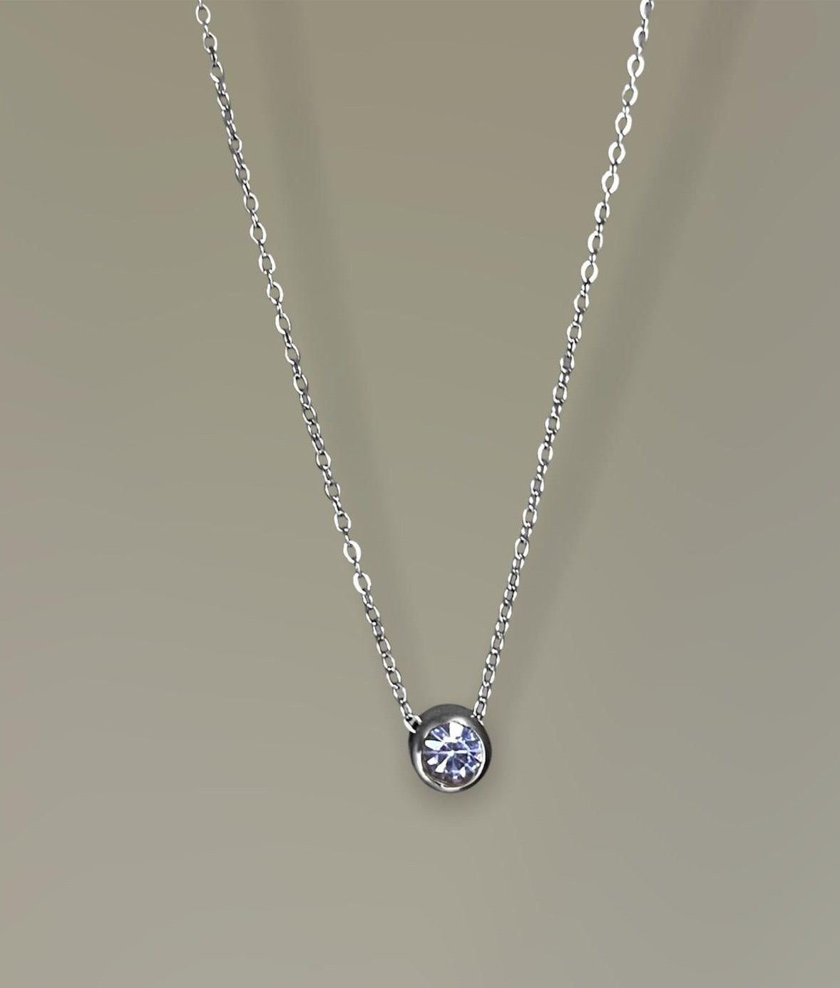 Ogrlica "Birthstone"