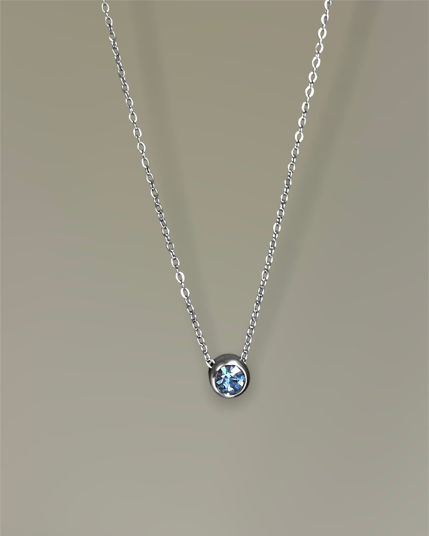 Ogrlica "Birthstone"