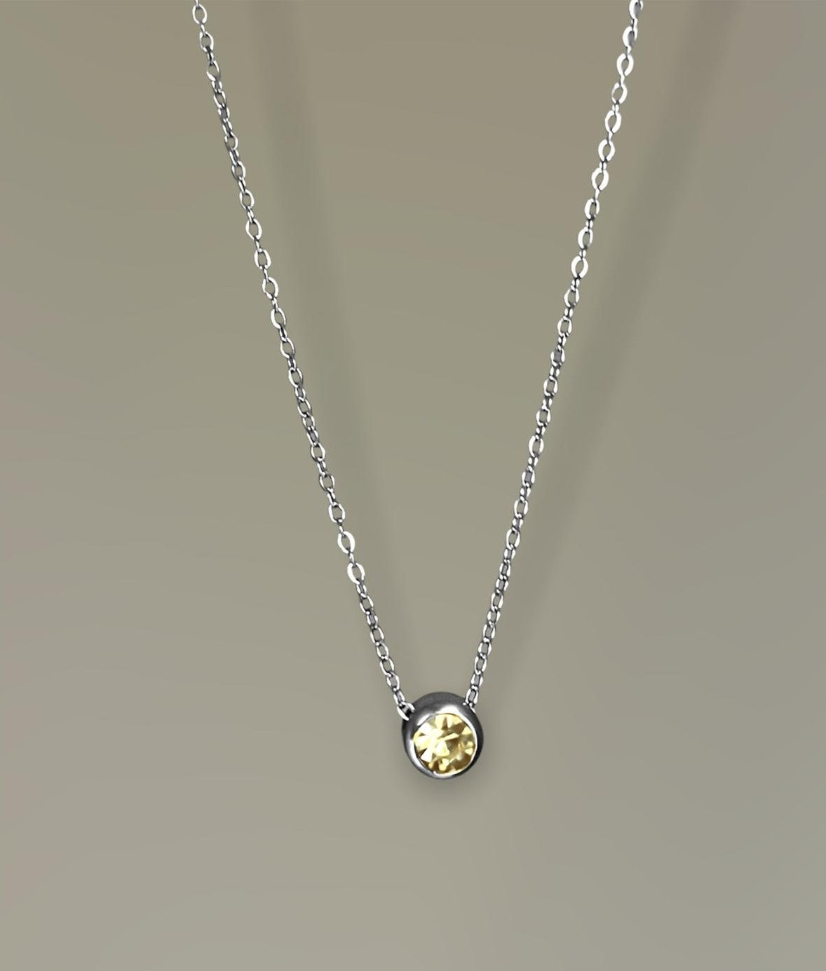 Ogrlica "Birthstone"